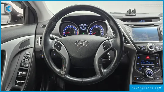 HYUNDAI ELANTRA (AVANTE) 1.6 GDI SMART
