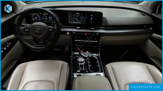 KIA CARNIVAL DIESEL 9-SEATER SIGNATURE