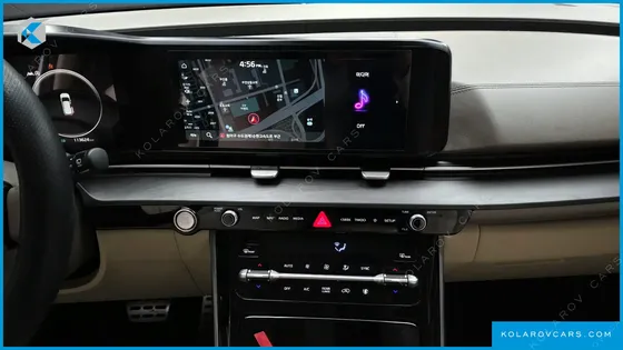 KIA CARNIVAL DIESEL 9-SEATER SIGNATURE