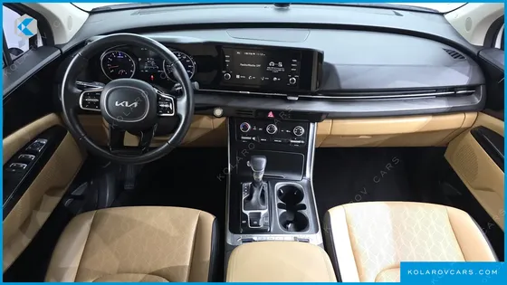 KIA CARNIVAL GASOLINE 11-SEATER PRESTIGE
