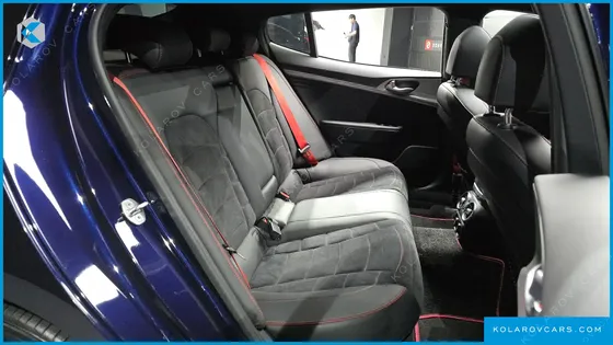 KIA STINGER 3.3 GT AWD ACRO EDITION