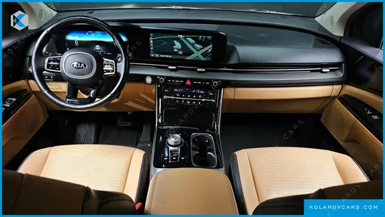 KIA CARNIVAL DIESEL 9-SEATER SIGNATURE
