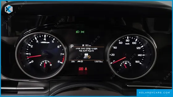 KIA CARNIVAL GASOLINE 11-SEATER PRESTIGE