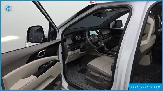 KIA CARNIVAL GASOLINE 11-SEATER PRESTIGE