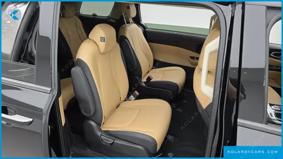KIA CARNIVAL DIESEL 9-SEATER NOBLESSE