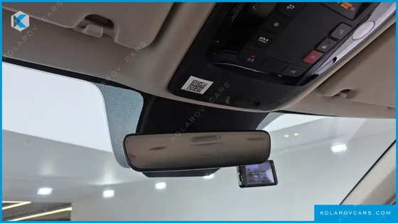 KIA CARNIVAL DIESEL 9-SEATER NOBLESSE