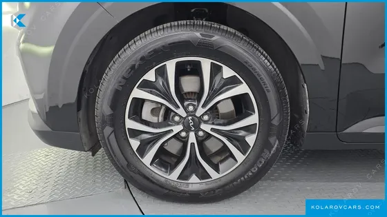 KIA CARNIVAL DIESEL 9-SEATER PRESTIGE