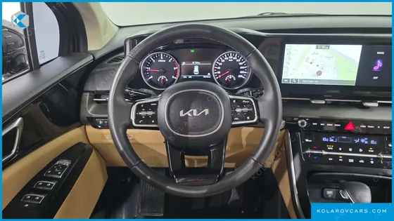 KIA CARNIVAL DIESEL 9-SEATER PRESTIGE