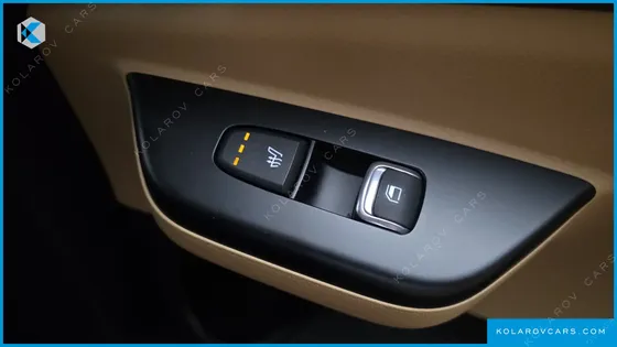 KIA CARNIVAL DIESEL 9-SEATER PRESTIGE