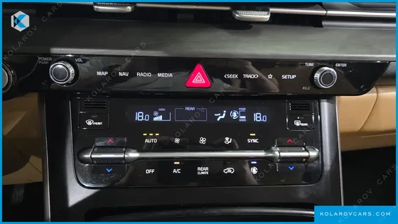 KIA CARNIVAL DIESEL 9-SEATER PRESTIGE