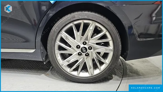 HYUNDAI GRANDEUR 2.5