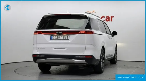 KIA CARNIVAL DIESEL 9-SEATER NOBLESSE