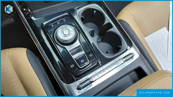 KIA CARNIVAL DIESEL 9-SEATER NOBLESSE