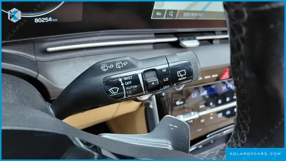 KIA CARNIVAL DIESEL 9-SEATER NOBLESSE