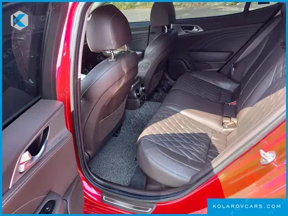 KIA STINGER 2.5 AWD MASTERS
