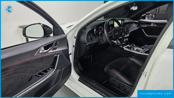 KIA STINGER 3.3 GT ACRO EDITION