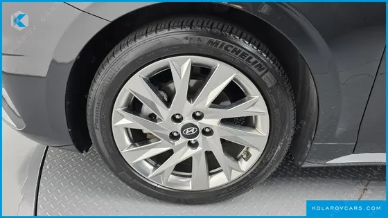 HYUNDAI GRANDEUR CALLIGRAPHY