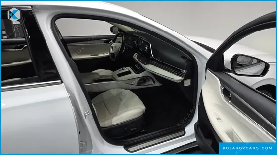 HYUNDAI GRANDEUR LE BLANC
