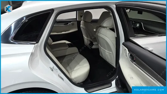 HYUNDAI GRANDEUR LE BLANC