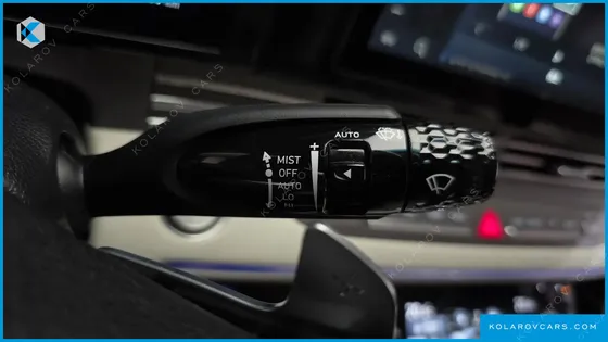 HYUNDAI GRANDEUR LE BLANC