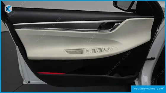 HYUNDAI GRANDEUR LE BLANC
