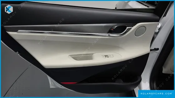 HYUNDAI GRANDEUR LE BLANC