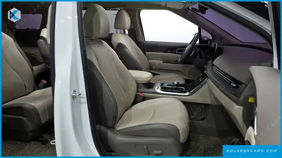 KIA CARNIVAL DIESEL 9-SEATER SIGNATURE