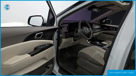 KIA CARNIVAL DIESEL 9-SEATER SIGNATURE