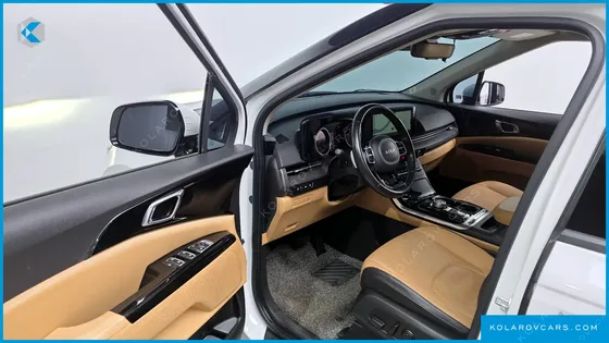 KIA CARNIVAL DIESEL 9-SEATER NOBLESSE