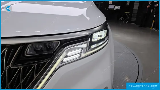 KIA CARNIVAL DIESEL 9-SEATER NOBLESSE