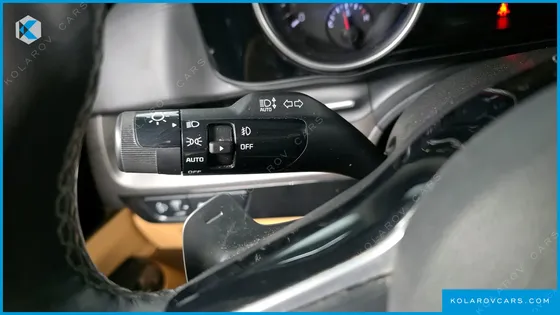 KIA CARNIVAL DIESEL 9-SEATER NOBLESSE