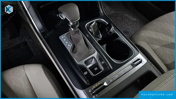 KIA CARNIVAL DIESEL 9-SEATER PRESTIGE