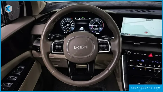 KIA CARNIVAL DIESEL 9-SEATER PRESTIGE
