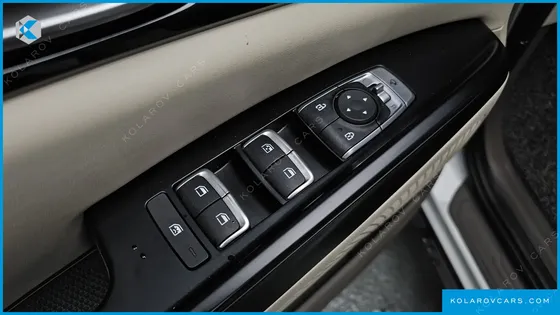 KIA CARNIVAL DIESEL 9-SEATER PRESTIGE