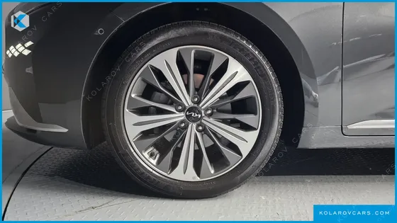 KIA K8 SIGNATURE