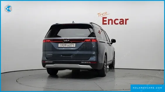 KIA CARNIVAL DIESEL 9-SEATER PRESTIGE