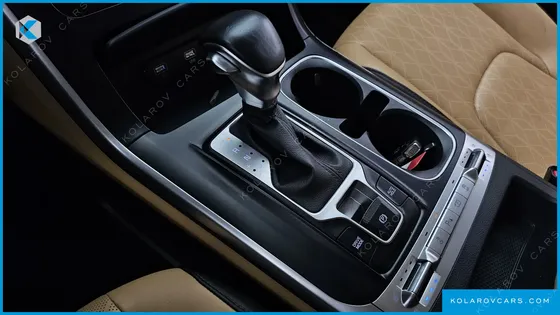 KIA CARNIVAL DIESEL 9-SEATER PRESTIGE