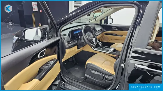 KIA CARNIVAL DIESEL 9-SEATER PRESTIGE