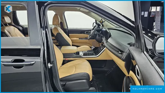KIA CARNIVAL DIESEL 9-SEATER PRESTIGE