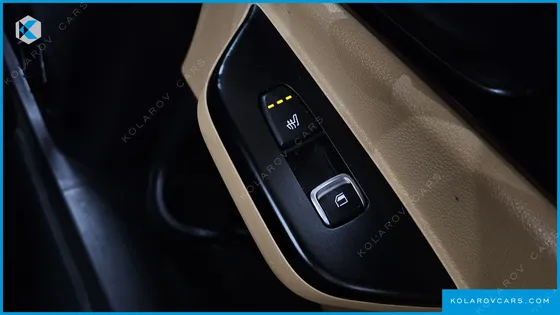 KIA CARNIVAL DIESEL 9-SEATER PRESTIGE