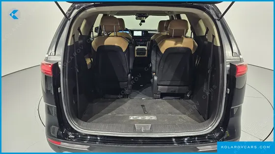 KIA CARNIVAL DIESEL 9-SEATER PRESTIGE
