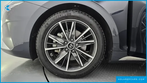 HYUNDAI GRANDEUR 2.5