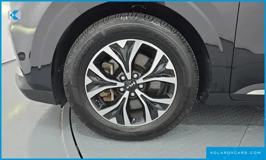 KIA CARNIVAL DIESEL 9-SEATER NOBLESSE