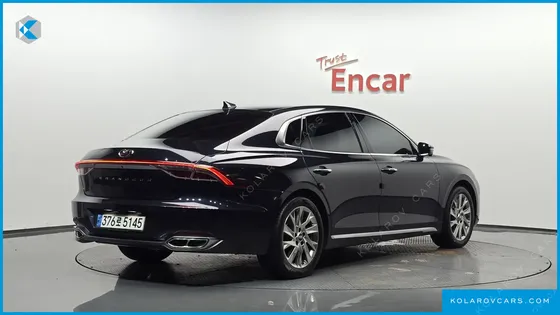 HYUNDAI GRANDEUR CALLIGRAPHY