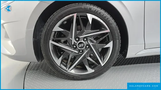 HYUNDAI GRANDEUR 3.0 LPI