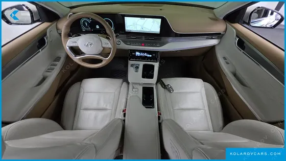 HYUNDAI GRANDEUR CALLIGRAPHY