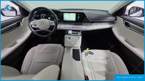 HYUNDAI GRANDEUR LE BLANC