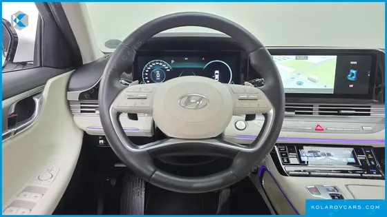 HYUNDAI GRANDEUR LE BLANC