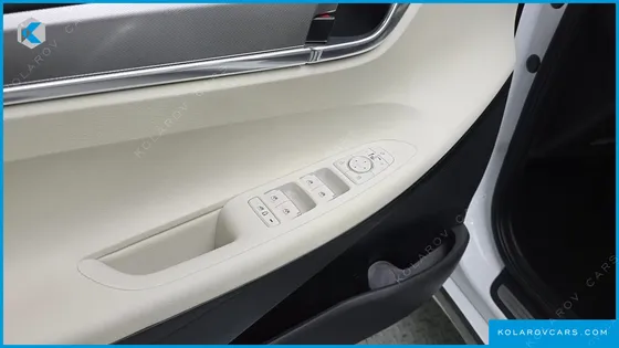 HYUNDAI GRANDEUR LE BLANC