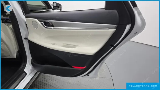 HYUNDAI GRANDEUR LE BLANC